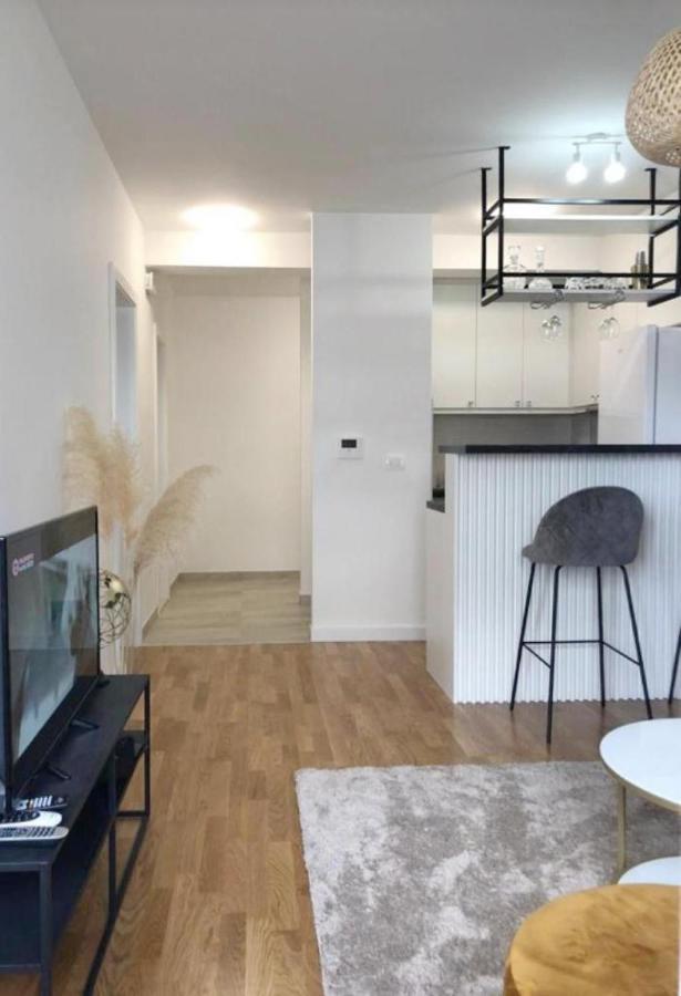 Apartman ชาพลินา ภายนอก รูปภาพ